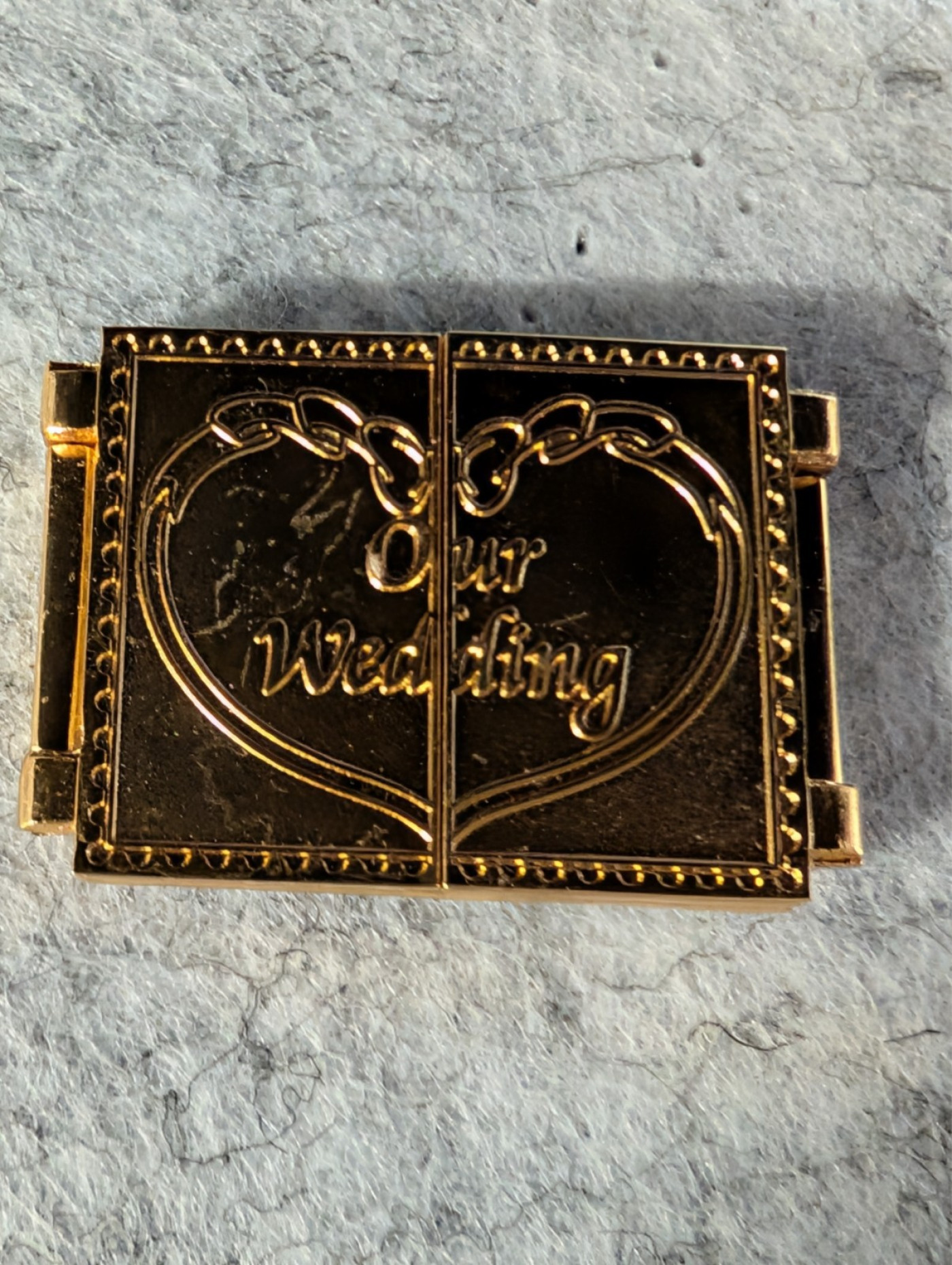 Disney Mickey & Minnie Our Wedding Pin LE 5000